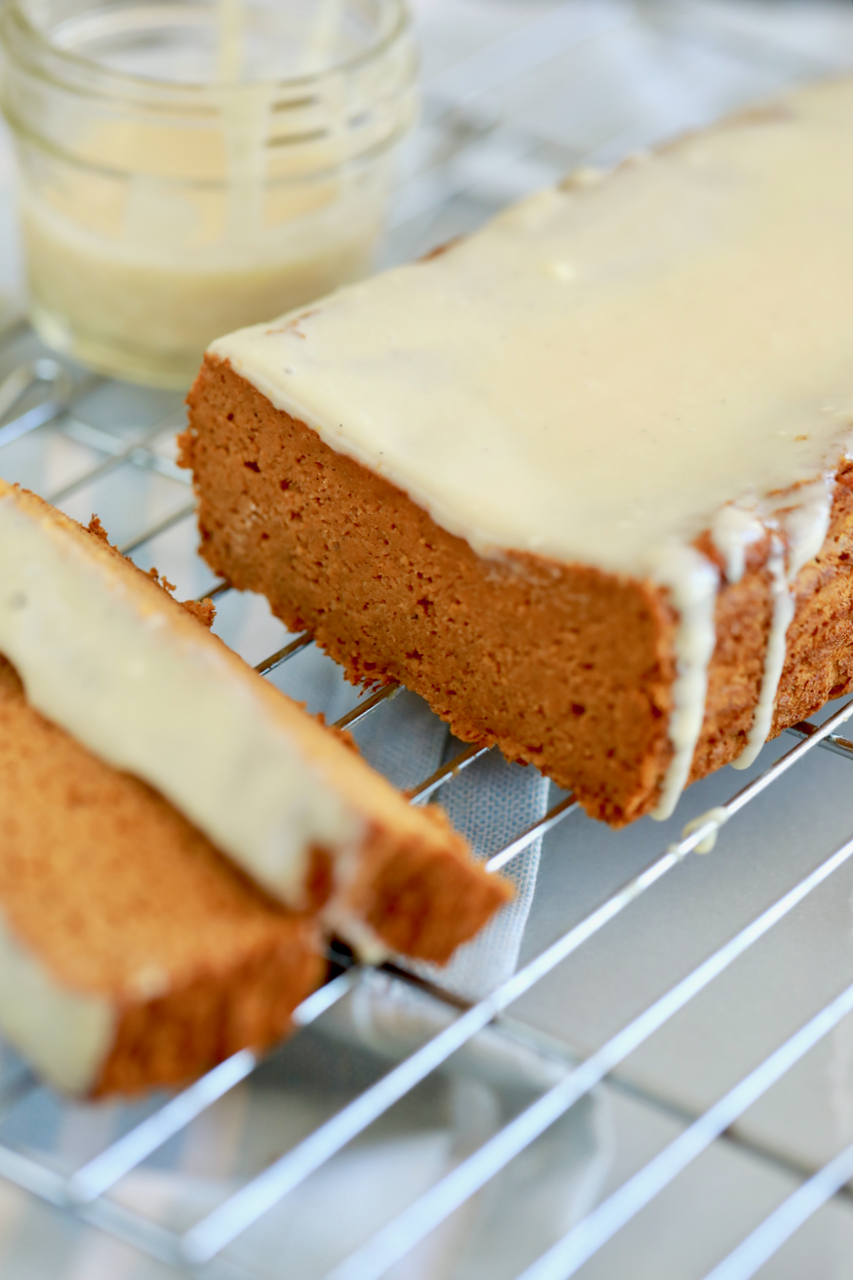 pumpkin bread, keto pumpkin bread, low sugar pumpkin bread, sugar free pumpkin bread, low carb pumpkin bread, healthy pumpkin bread, pumpkin bread recipe, healthy pumpkin bread recipe, pumpkin bread recipes, diet pumpkin bread, lakanto pumpkin bread, how to make pumpkin bread, pumpkin recipes, recipes with pumpkin, healthy pumpkin recipes, pumpkin desserts, healthy pumpkin desserts, 